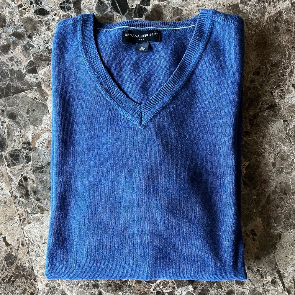 Banana Republic Men’s Knit Sweater